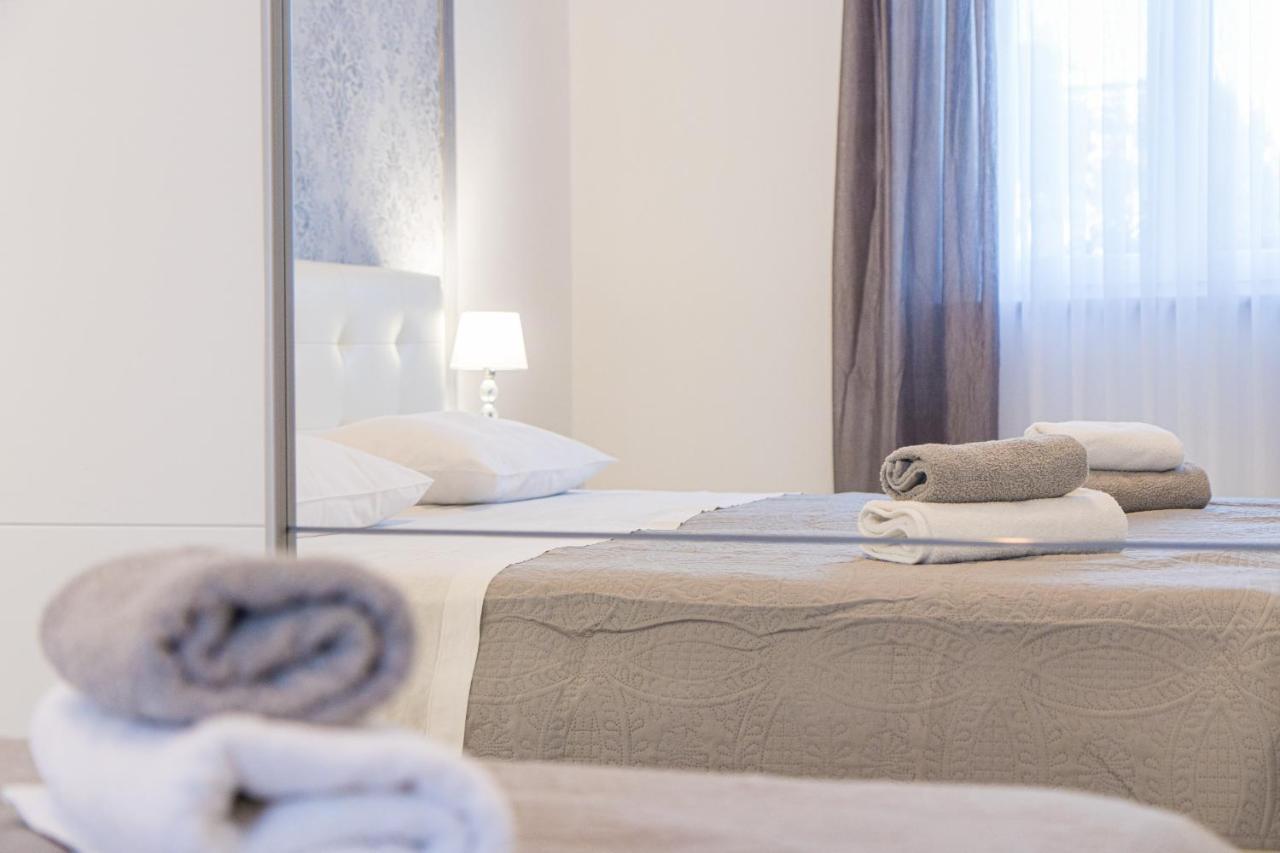Three Waves Apartment New พูลา ภายนอก รูปภาพ